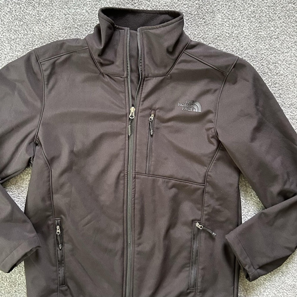 The North Face Softshell Jacket Mens Medium Black Full Zip Windbreaker Outdoor